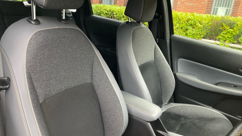 Honda Jazz 1.5 i-MMD Hybrid Advance Sport 5dr eCVT Hybrid Hatchback